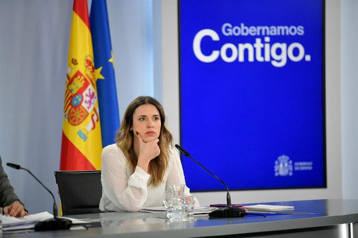La ministra de Igualdad, Irene Montero, durante la rueda de prensa del Consejo de Ministras y Ministros / Ministerio de Igualdad
